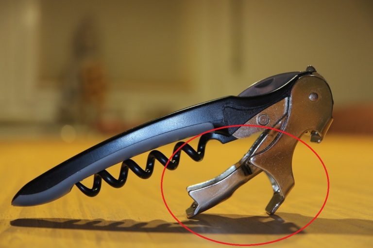 cavatappi_a_doppia_leva-min Come aprire una bottiglia con un cavatappi professionale